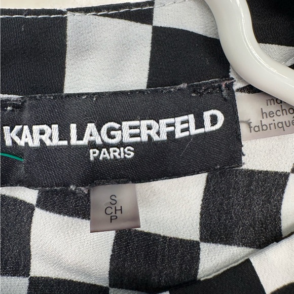 KARL LAGERFELD PARIS Black and White Checked Top size small - Picture 3 of 4